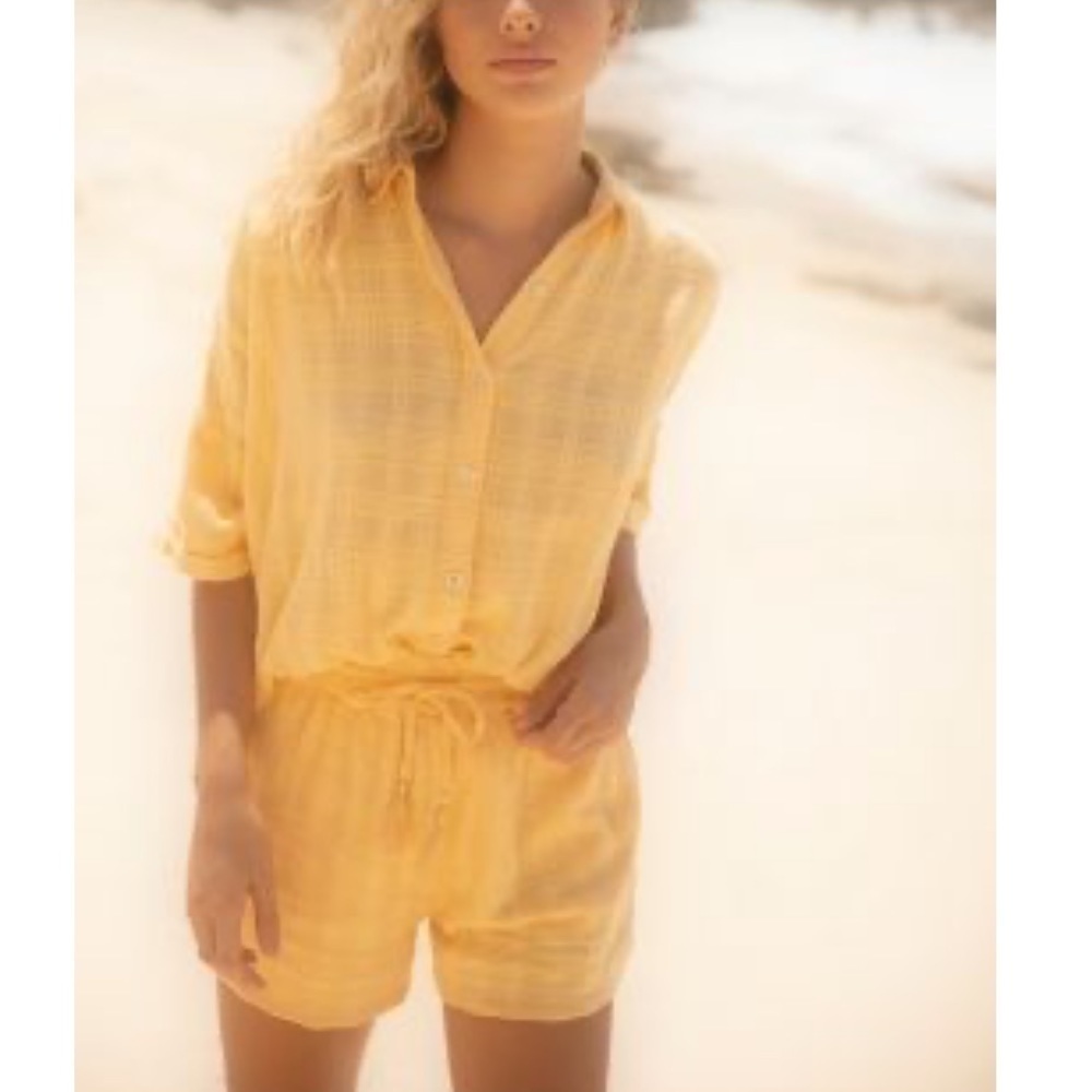 L Space Gene Short Set. NWT Golden Hour